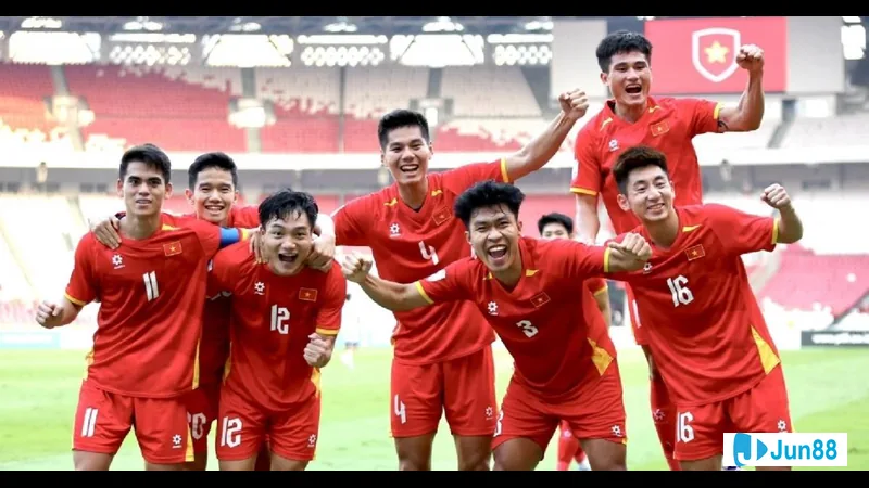 Trận đấu giữa U23 Bangladesh và U23 Yemen trên sân cỏ trong bối cảnh kèo tài xỉu Trận đấu giữa U23 Bangladesh và U23 Yemen trên sân cỏ trong bối cảnh kèo tài xỉu