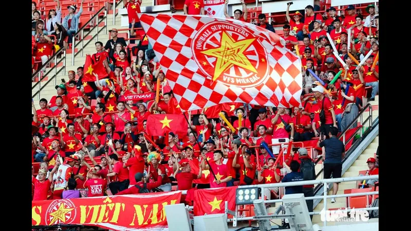 Cầu thủ U22 Việt Nam đang nỗ lực chống lại sự áp đảo của đội U22 Thái Lan Cầu thủ U22 Việt Nam đang nỗ lực chống lại sự áp đảo của đội U22 Thái Lan