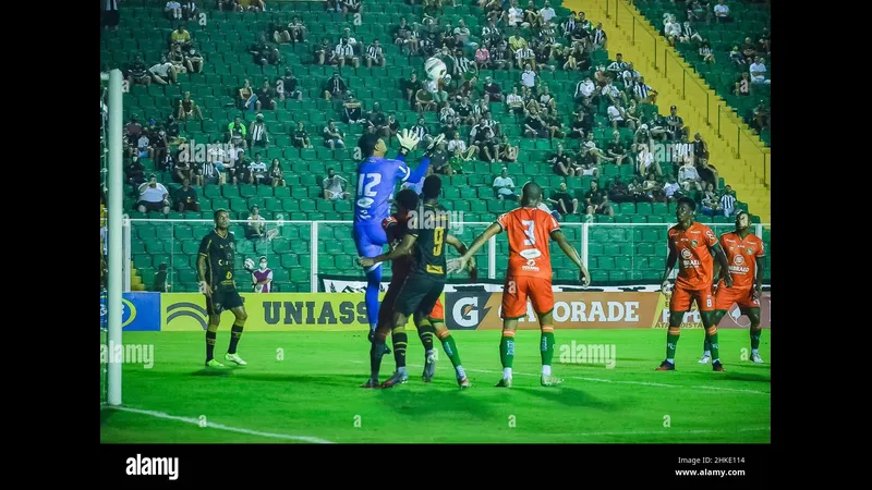 Trận đấu bóng đá giữa đội Santa Catarina Trận đấu bóng đá giữa đội Santa Catarina