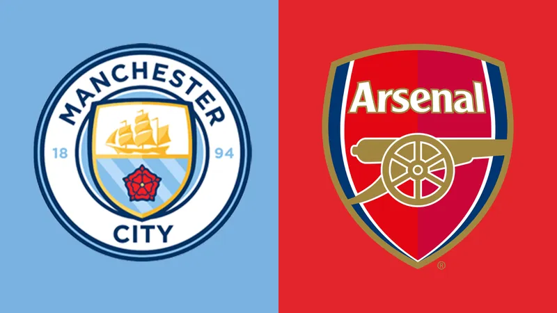 Cầu thủ Arsenal và Man City tranh chấp bóng trên sân Cầu thủ Arsenal và Man City tranh chấp bóng trên sân